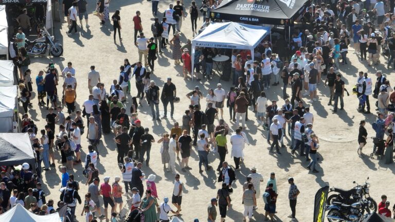 Vue Drone Village Moto - 2025